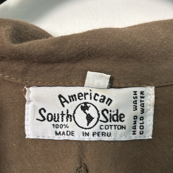 American South Side size Medium brown embroidered top - Picture 3 of 8